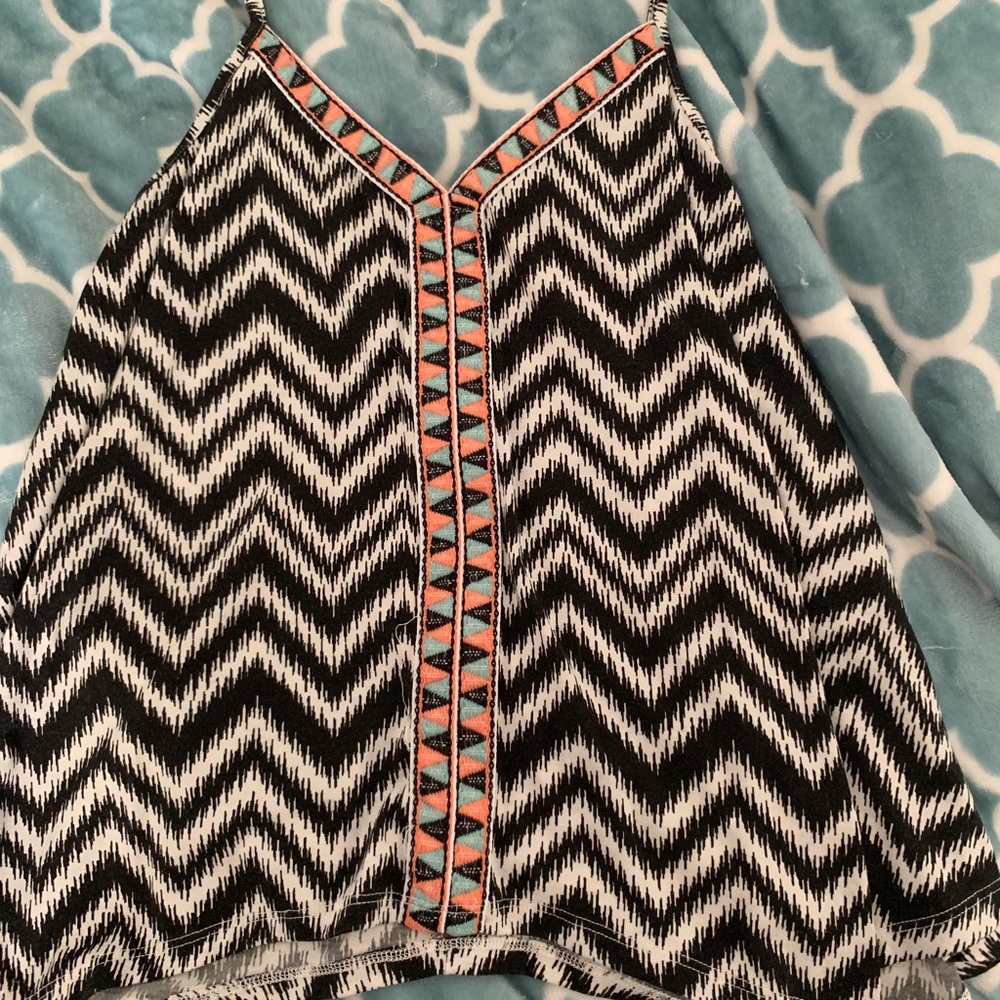 Chevron tribal tank